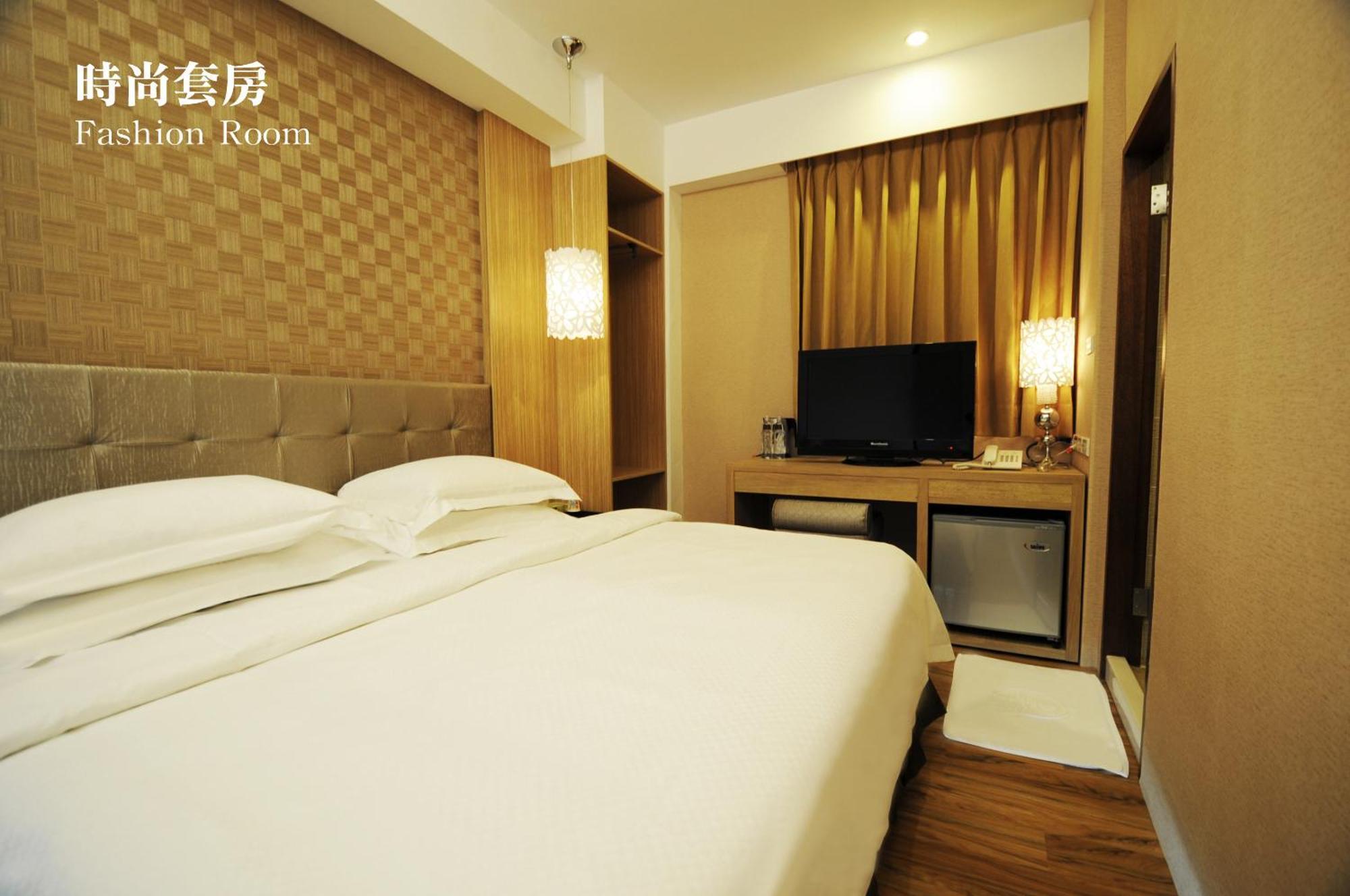 The Riverside Hotel Hengchun Hengchun Old Town Exterior foto
